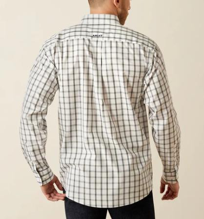 Ariat Men's L/S White/Black Plaid Remi WF Classic Fit Button Shirt Ariat Men's L/S White/Black Plaid Remi WF Classic Fit Button Shirt
