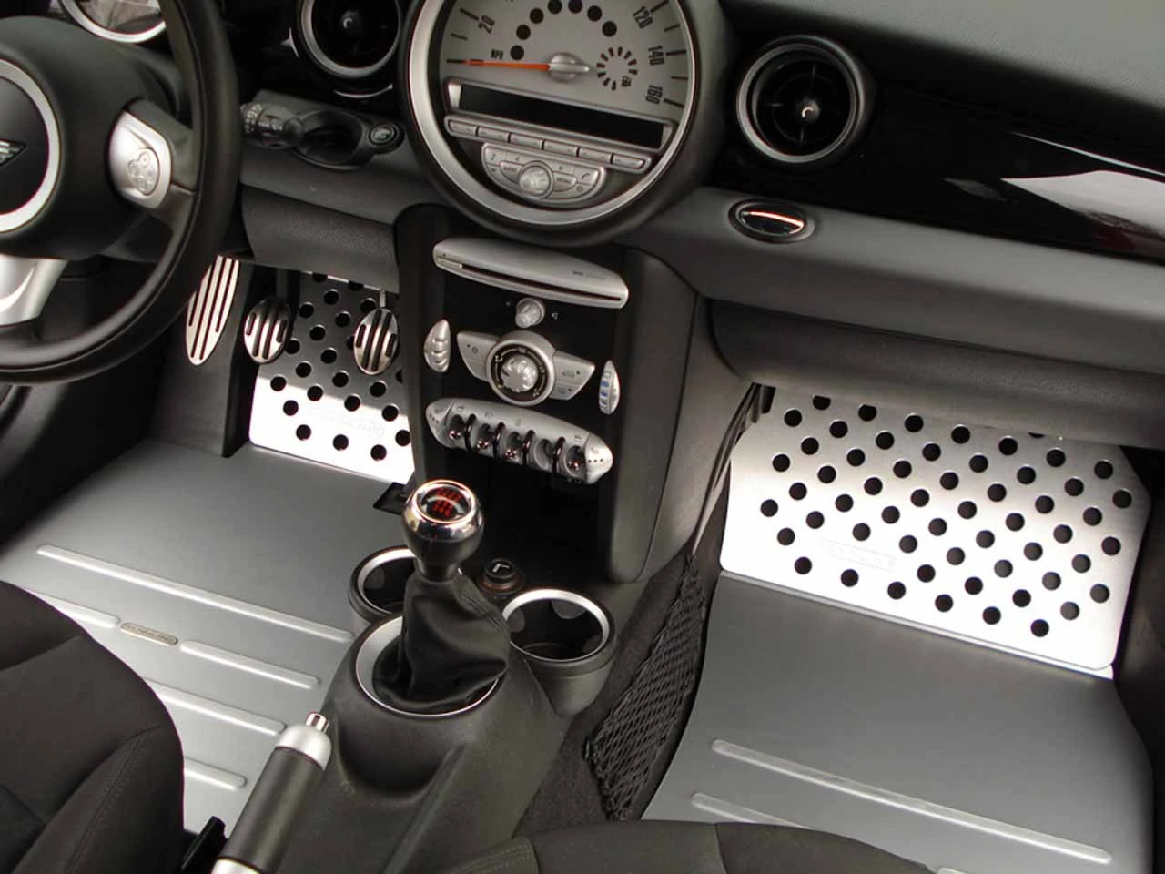 MINI - (R55-R59) Drivers Side - Track Mat