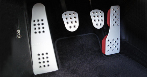 Porsche (911 '63-'89 Coupe) Pedal Set - 4 pc. Perforated
