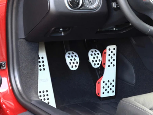 【 RENNLINE 】4ピースペダルセット︰PORSCHE 930 / 912 Porsche (911/912/930) Pedal Set - 4 Piece - Rubber Grip - (RHD)
