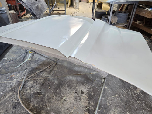 2006-2009 Chevrolet TrailBlazer SS TBSS ZR1 Hood Fiberglass and Steel 2006-2009 Chevrolet TrailBlazer SS TBSS ZR1 Hood Fiberglass and Steel