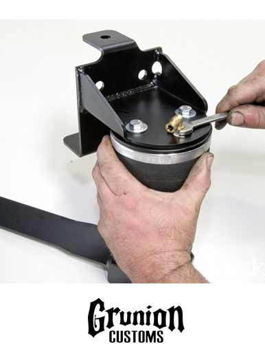 Dodge Ram SRT 2006-2008 Extended Cab 2/4.5 Lowering Kit McGaughys 44015