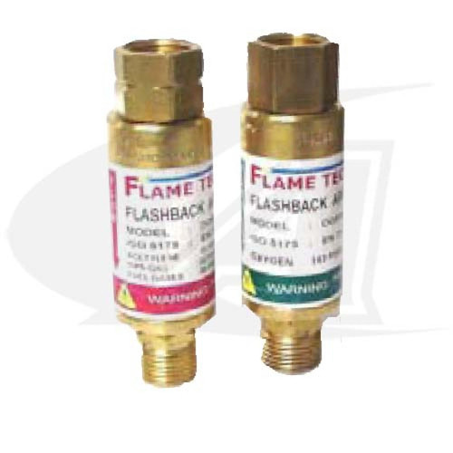 Flame Tech Standard Regulator Mounted Flashback Arrestor Set Flame Tech Standard Regulator Mounted Flashback Arrestor Set