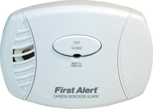 First Alert Plug-In Carbon Monoxide Detector CO600