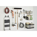 Gladiator® 18" (45.7 cm) Wire Basket GAWU18BKBH