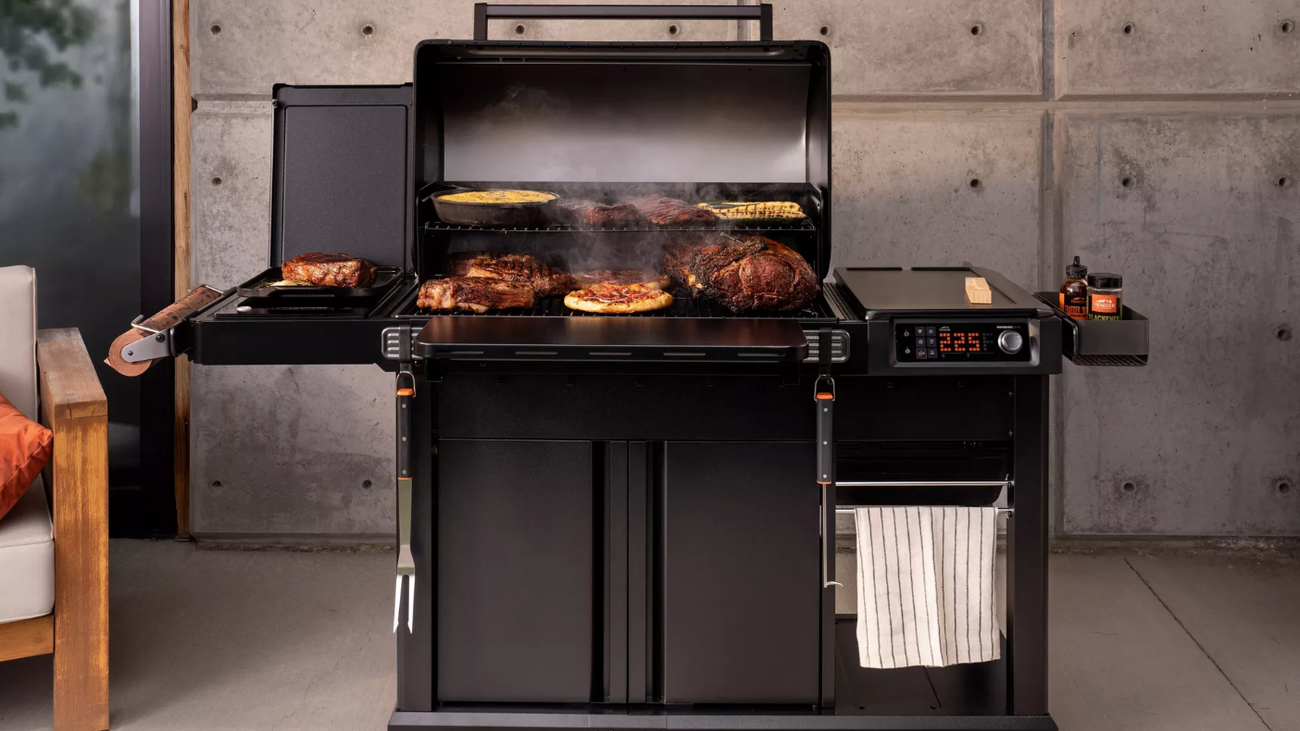 Shop Traeger Woodridge™ Elite Waterford Appliances