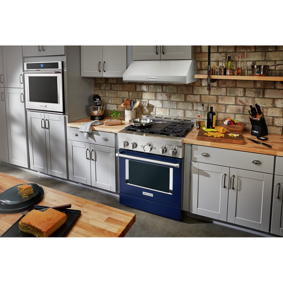 KitchenAid® 30'' Smart Commercial-Style Gas Range with 4 Burners KFGC500JIB