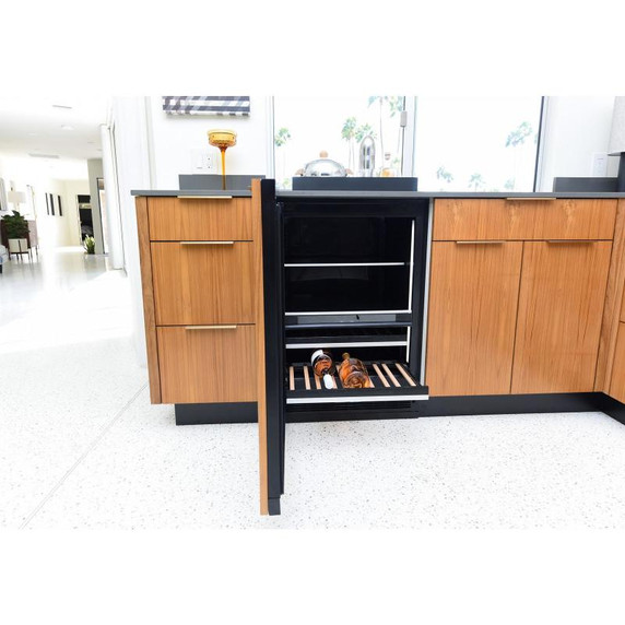 Jennair® Panel-Ready 24" Built-In Undercounter Beverage Center, Left Swing JUBFL242HX Jennair® Panel-Ready 24" Built-In Undercounter Beverage Center, Left Swing JUBFL242HX