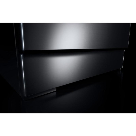 Jennair® 30" NOIR™ Dual-Fuel Professional-Style Range JDRP430HM