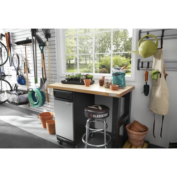 Gladiator® 8' (243.8 cm) Wide Adjustable Height Hardwood Workbench GAWB08HWEG