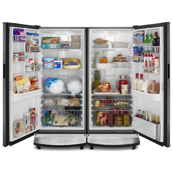 Gladiator® 17.8 Cu. Ft. (0.50 m³) Upright Freezer GAFZ30FDGB