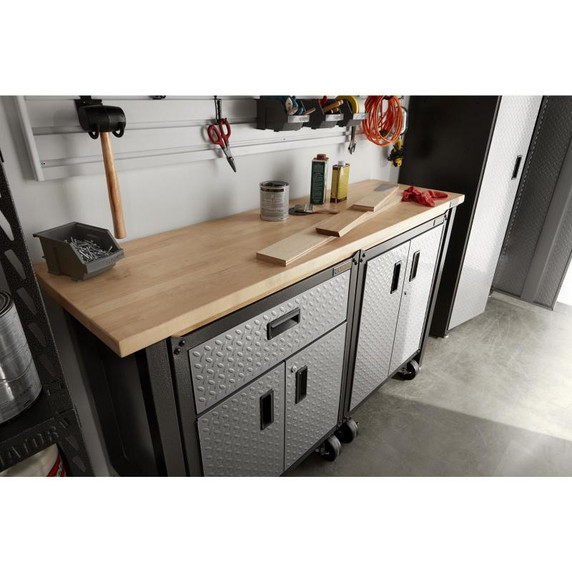 Gladiator® Ready-to-Assemble Extra Large GearBox GAJG48KDYG Gladiator® Ready-to-Assemble Extra Large GearBox GAJG48KDYG