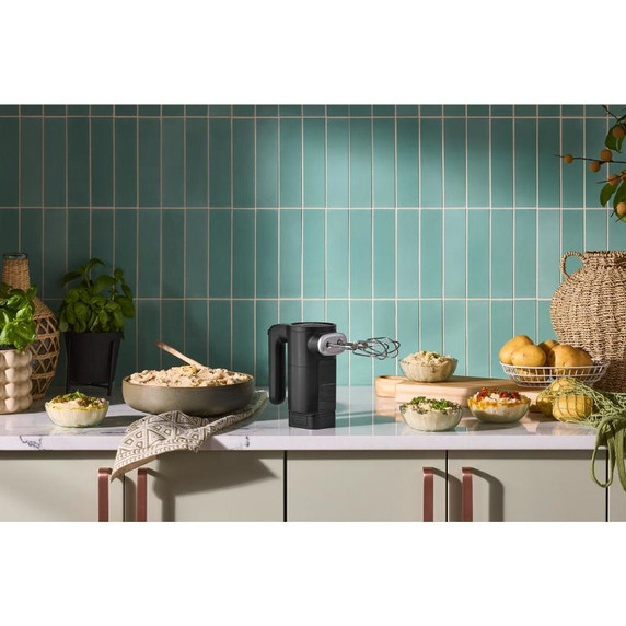 KitchenAid Go™ Cordless Hand Mixer - battery included KHMR762BM KitchenAid Go™ Cordless Hand Mixer - battery included KHMR762BM
