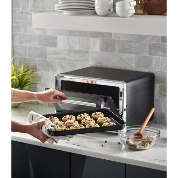 Kitchenaid® Digital Countertop Oven KCO211BM Kitchenaid® Digital Countertop Oven KCO211BM