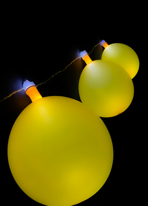 LED Balloon String Lights 13 feet/10 Balloons Gold