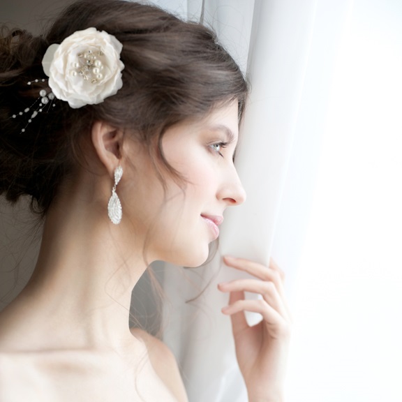 Can the Groom see the Bride in her Wedding Dress Before the Wedding