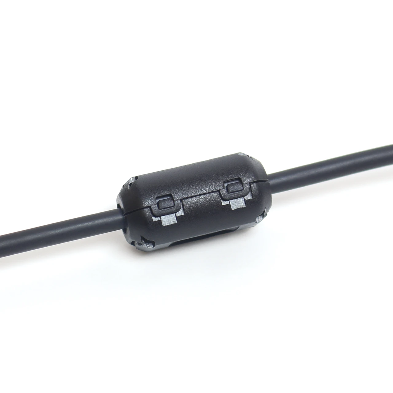 Ferrite Cable Clip - 4 Pack - REV Robotics