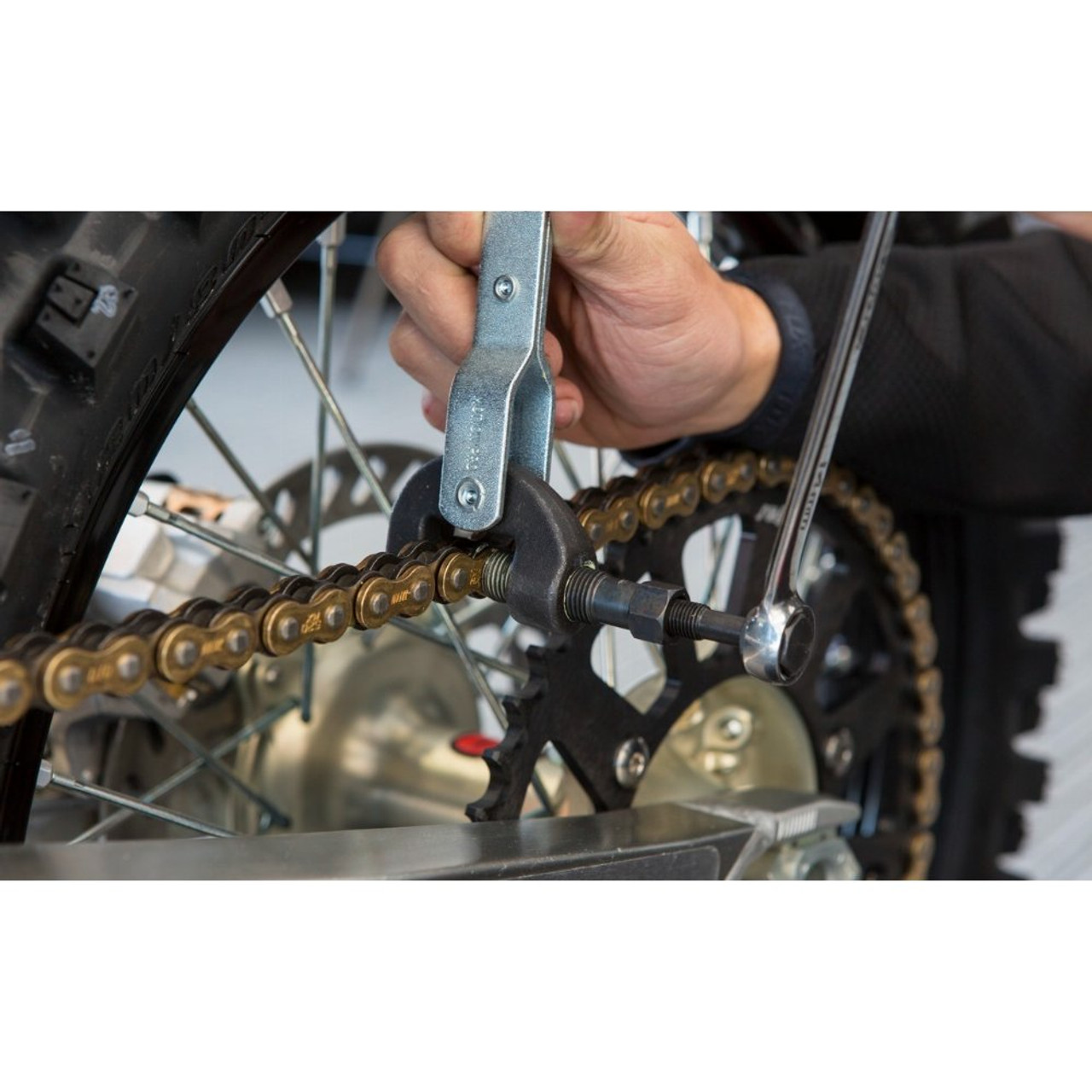 Motorcycle - Maintenance - Tools - Chain Tools - Revco.ca