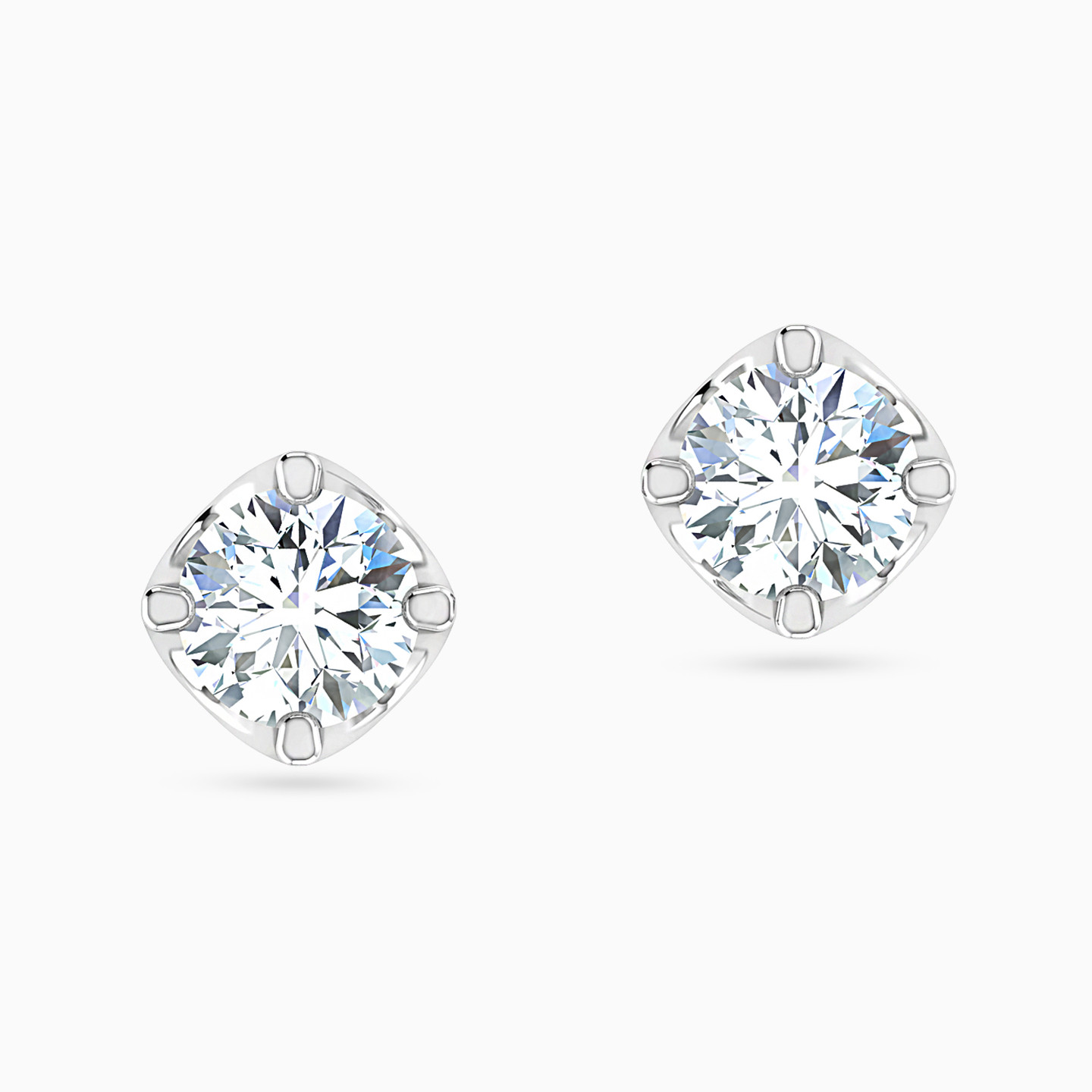 18K Gold Diamond Stud Earrings