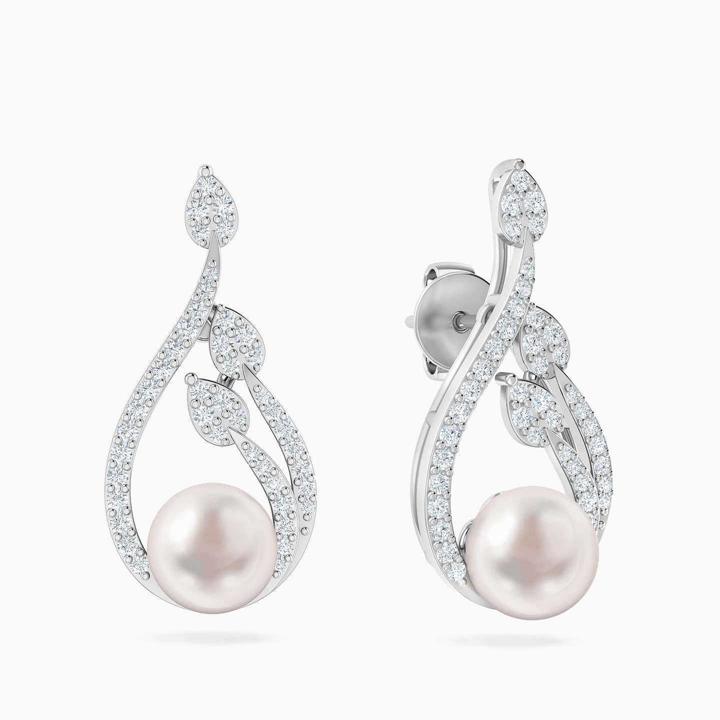 Pear Diamonds & Pearl Earrings In 18K Gold Pear Diamonds & Pearl Earrings In 18K Gold