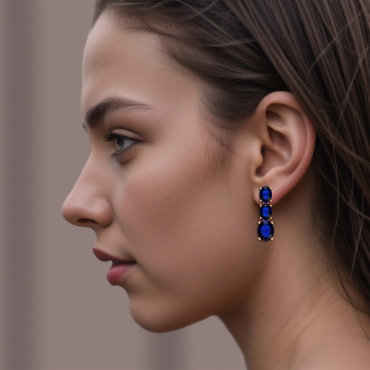 أقراط متدلية شكل بيضاوي مطلية بالذهب مزينة بأحجار زرقاء - 2 أقراط متدلية شكل بيضاوي مطلية بالذهب مزينة بأحجار زرقاء - 2