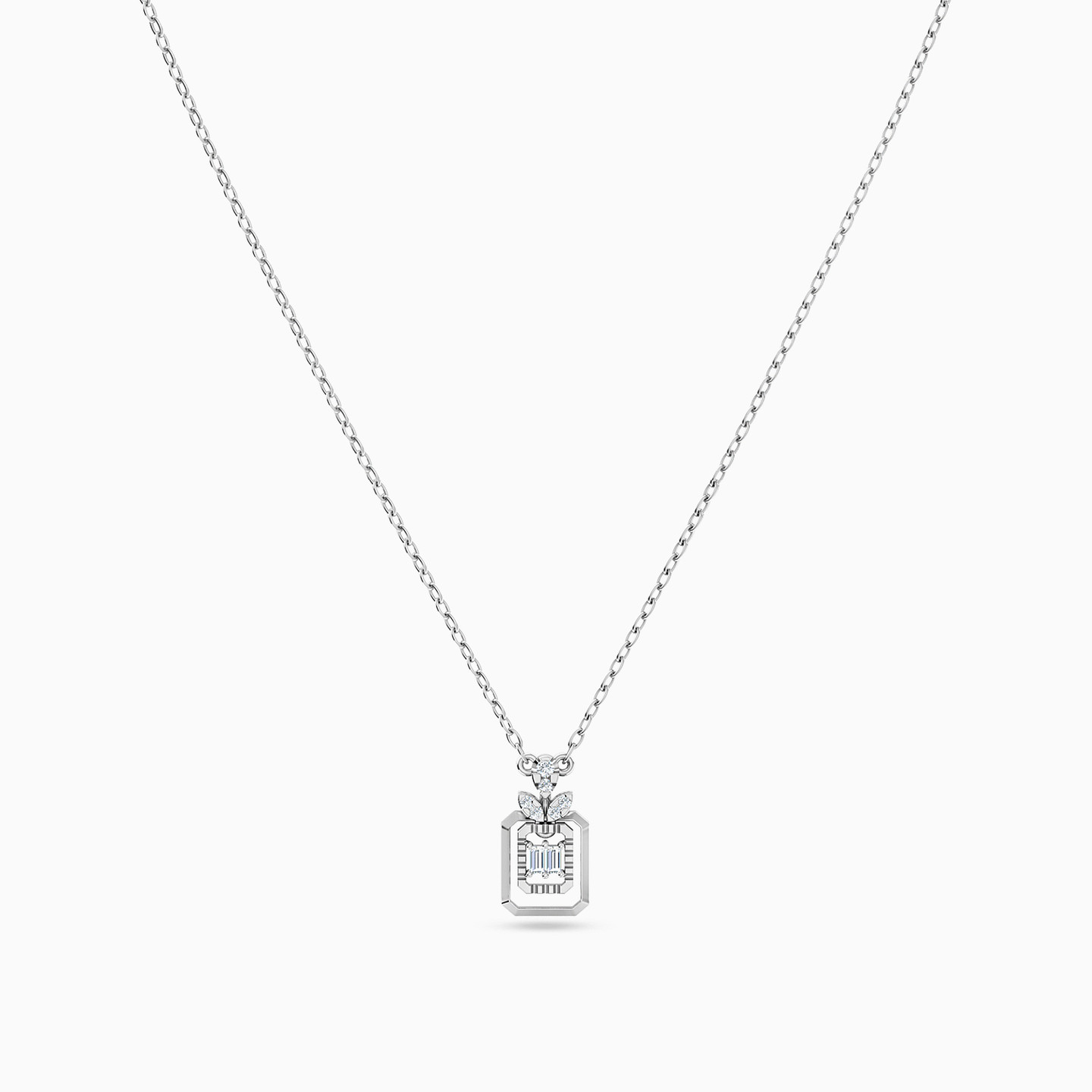 18K Gold Diamond Pendant Necklace - 3