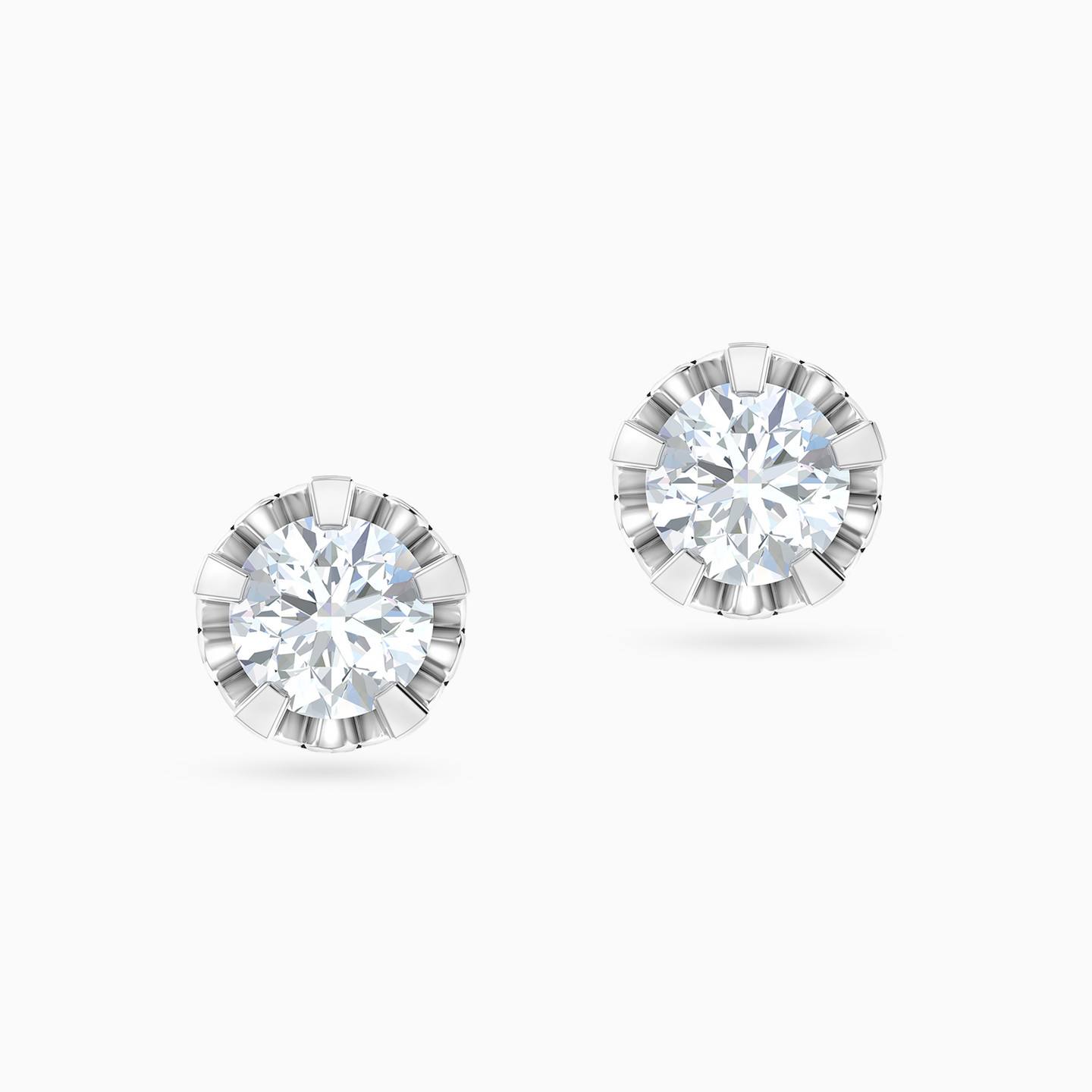 18K Gold Diamond Stud Earrings