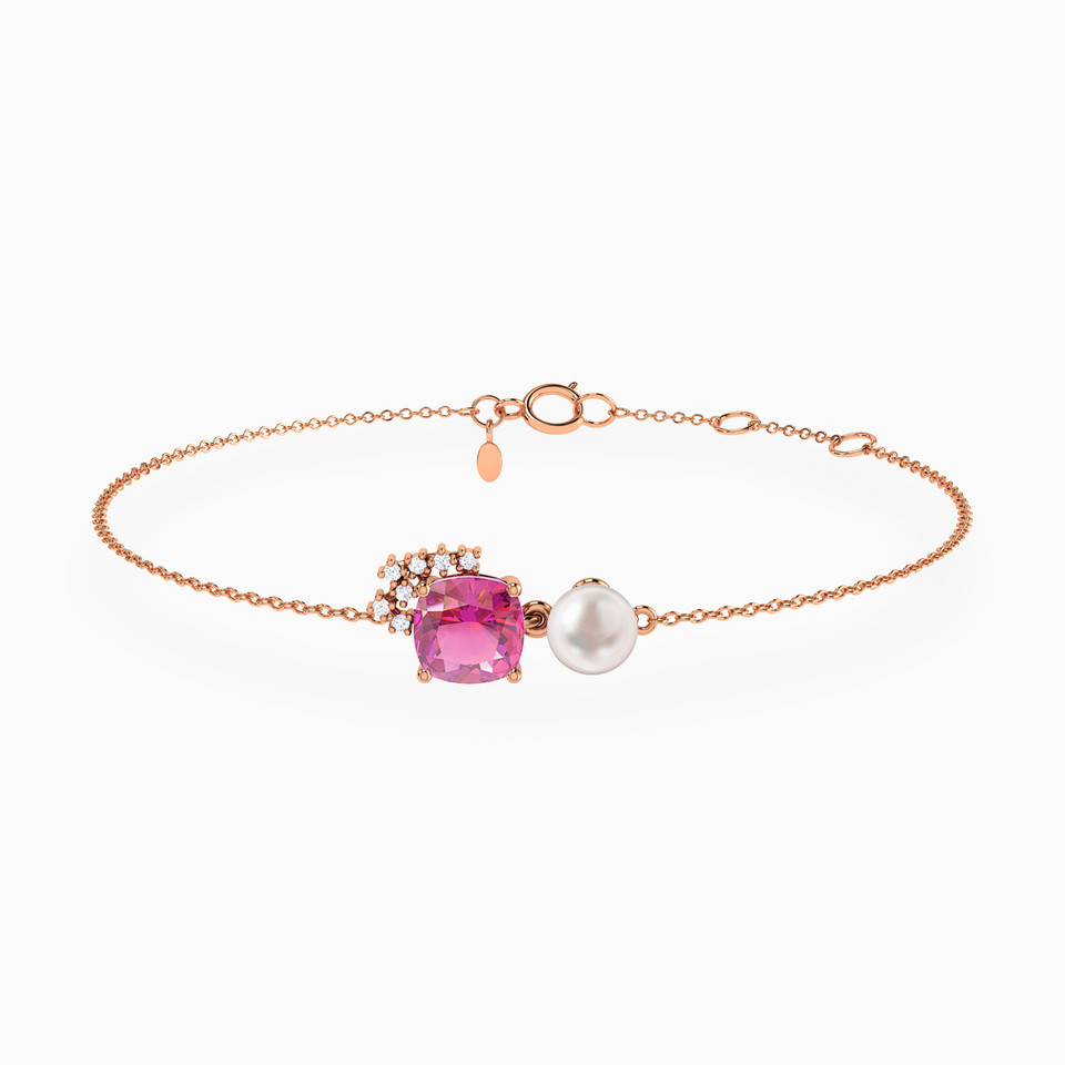 Circle Diamond & Pearl Chain Bracelet in 18K Gold Circle Diamond & Pearl Chain Bracelet in 18K Gold