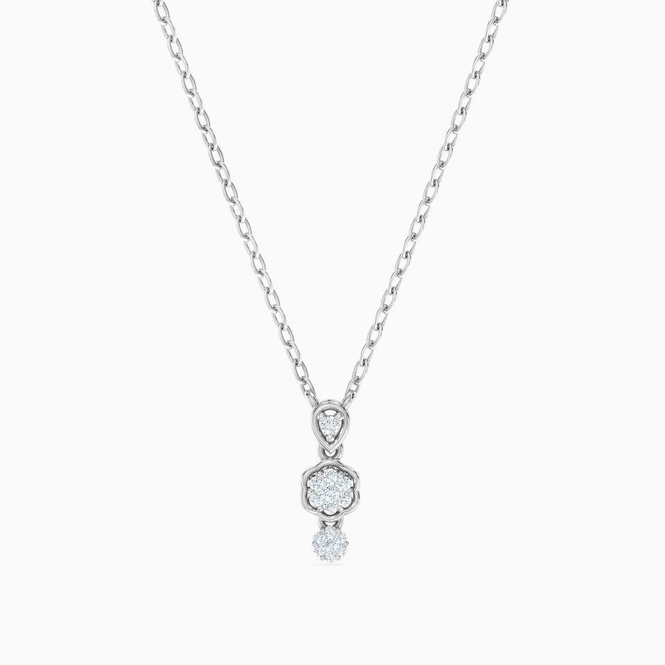 Circle Diamond Necklace in 18K Gold Circle Diamond Necklace in 18K Gold