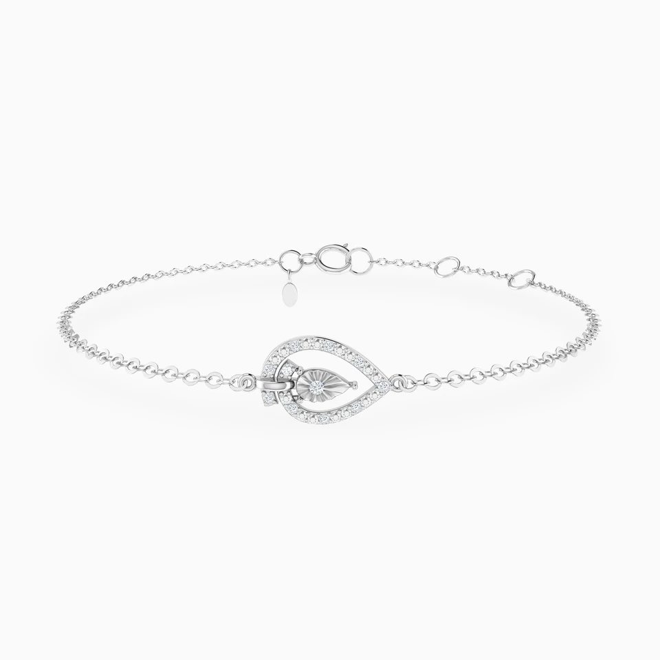 Teardrop Frame Diamond Chain Bracelet in 18K Gold Teardrop Frame Diamond Chain Bracelet in 18K Gold