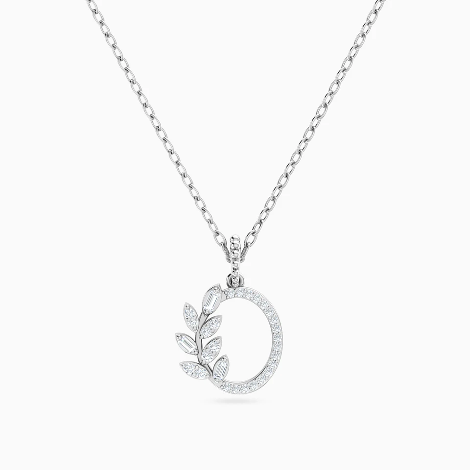 Oval Diamond Necklace in 18K Gold Oval Diamond Necklace in 18K Gold