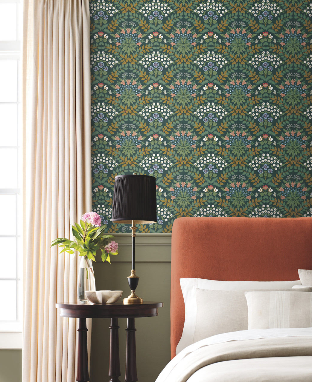 Bramble Wallpaper Green/Gold - Mullers Paint & Design Co.