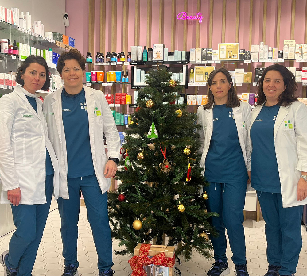 Equipo farmacéutico de la Farmacia M5 en Alpedrete, Madrid