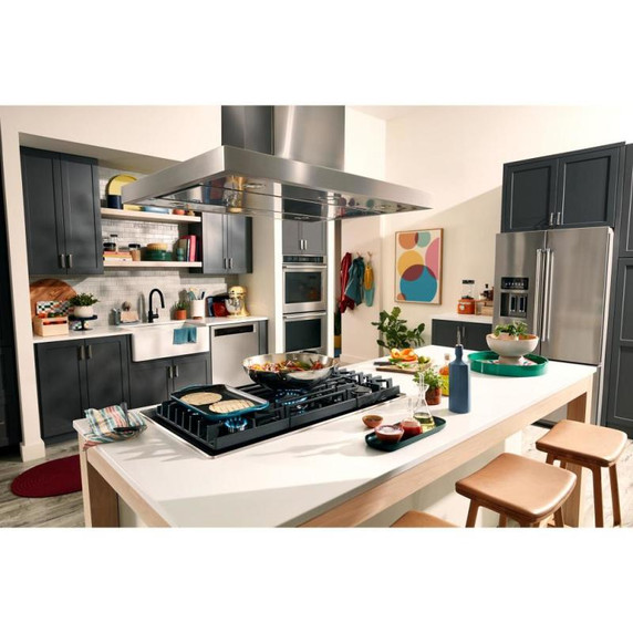 Kitchenaid® 36" Gas-on-Glass Cooktop KCGG536PBL
