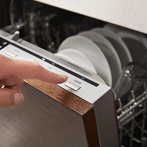 Panel-Ready Compact Dishwasher with Stainless Steel Tub UDPS5118PP