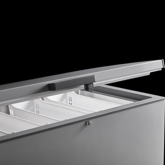 Maytag® 16 Cu. Ft. Garage Ready Chest Freezer with Freezer-to-Fridge Convertibility MZCC4316TG