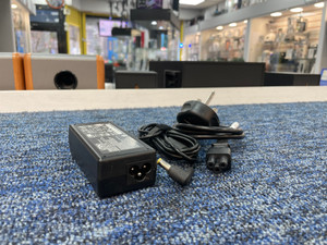 Refurbished Acer Compatible Laptop Charger | 19V | 3.42A | 5.5 x 1.7mm | '0029' Refurbished Acer Compatible Laptop Charger | 19V | 3.42A | 5.5 x 1.7mm | '0029'