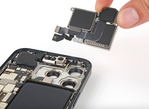 iPhone 15 Pro Max Rear Camera Replacement Service | 30 Mins