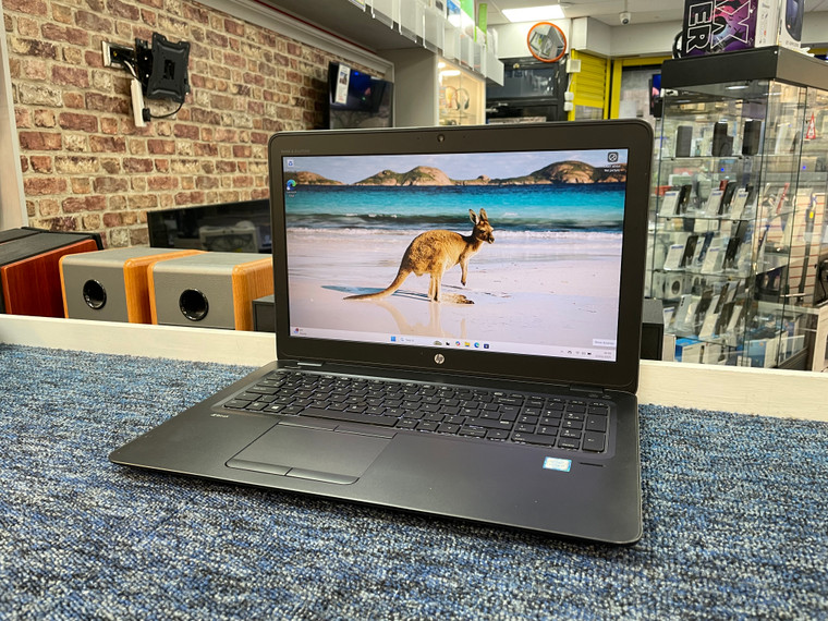 HP ZBook 15U G3 15.6" | Core i7 | 16GB | 512GB SSD | '1998'