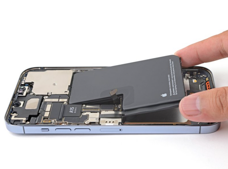 iPhone 13 Pro Max Battery Replacement Service | 30 Mins