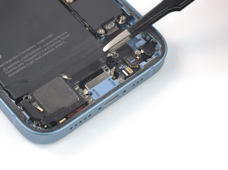 iPhone 14 Charge Port Replacement Service | 30 Mins