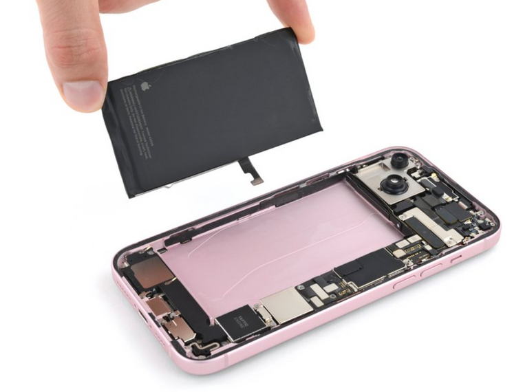 iPhone 15 Plus Battery Replacement Service | 30 Mins