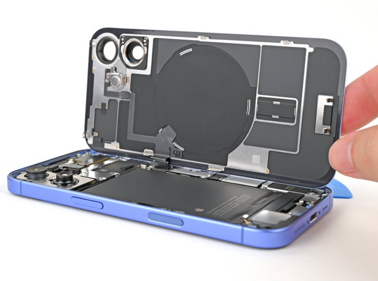 iPhone 16 Rear Cover Replacement Service | 30 Mins