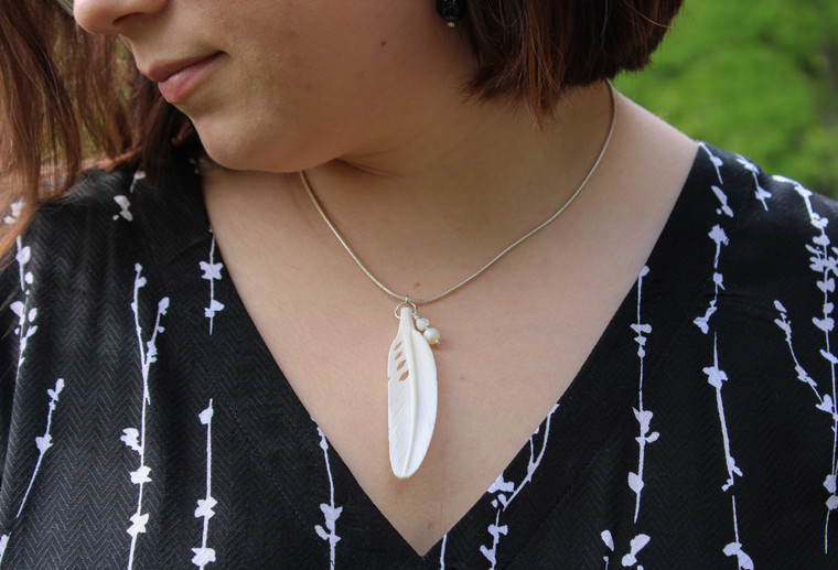Angel Sign White Feather Necklace