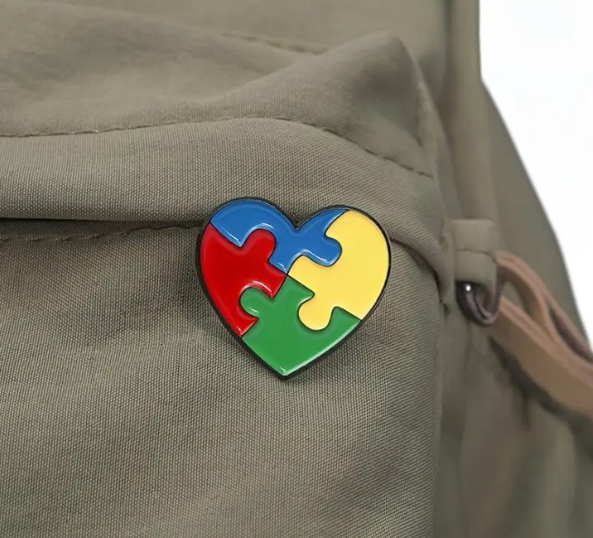 Autism Awareness Heart-Shaped Puzzle Enamel Hat Pin | Lindenhaus