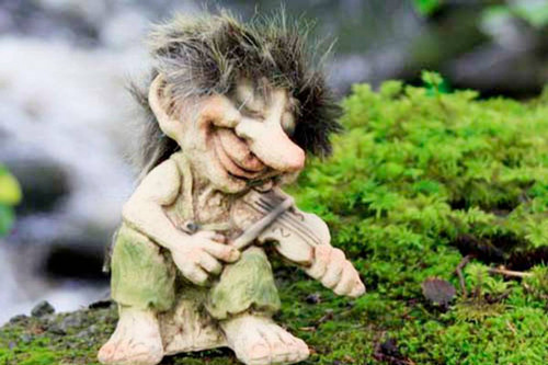 Fiddlin' Troll #245 Fiddlin' Troll #245