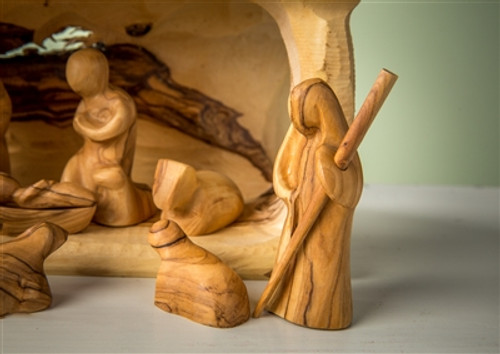 Handcrafted carved Nativity figurines Handcrafted carved Nativity figurines