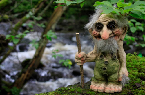 Old Bridge Troll Holding Tail & Stick #111