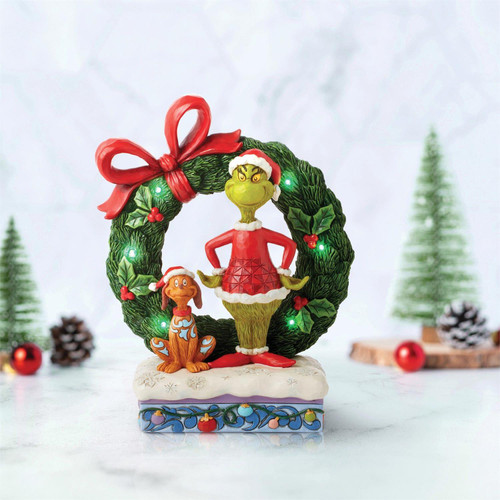 LED Light-Up Grinch & Max in Wreath Figurine 6015210