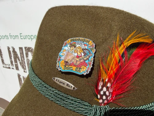 2026 Oktoberfest Bavarian Couple Limited-Edition Enamel Hat pin